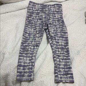 Athleta women’s  Tie-Dye Leggings - Gray and White